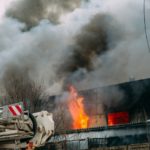 スプレー缶ガス抜きによる高槻市爆発事故、兵庫の通販会社を家宅捜索