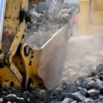 北九州市の採石業者が墓石5トンを不法投棄、別の事業者が通報し発覚