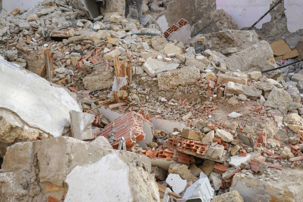 建設混合廃棄物とは？建設混合廃棄物の処理方法と処理施設について徹底解説