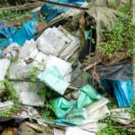 解体工事の廃棄物を無許可で運搬、伊賀市の山中に不法投棄で逮捕