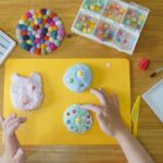 子供の作品を捨てるタイミングは?断捨離のポイントや収納方法も解説