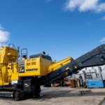 海外で注目される自走式スクリーン 北米市場から考える導入と活用法