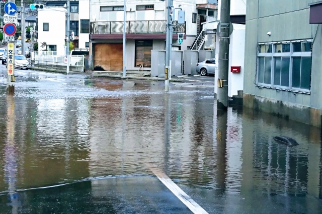 浸水した家電の処分方法は?やるべきことや災害ごみの捨て方を解説