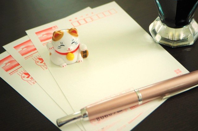 年賀状や手紙の捨て方は?個人情報の漏洩対策や整理・保管方法を解説