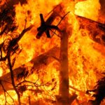 千葉・市川市の産業廃棄物を扱う会社敷地で火事